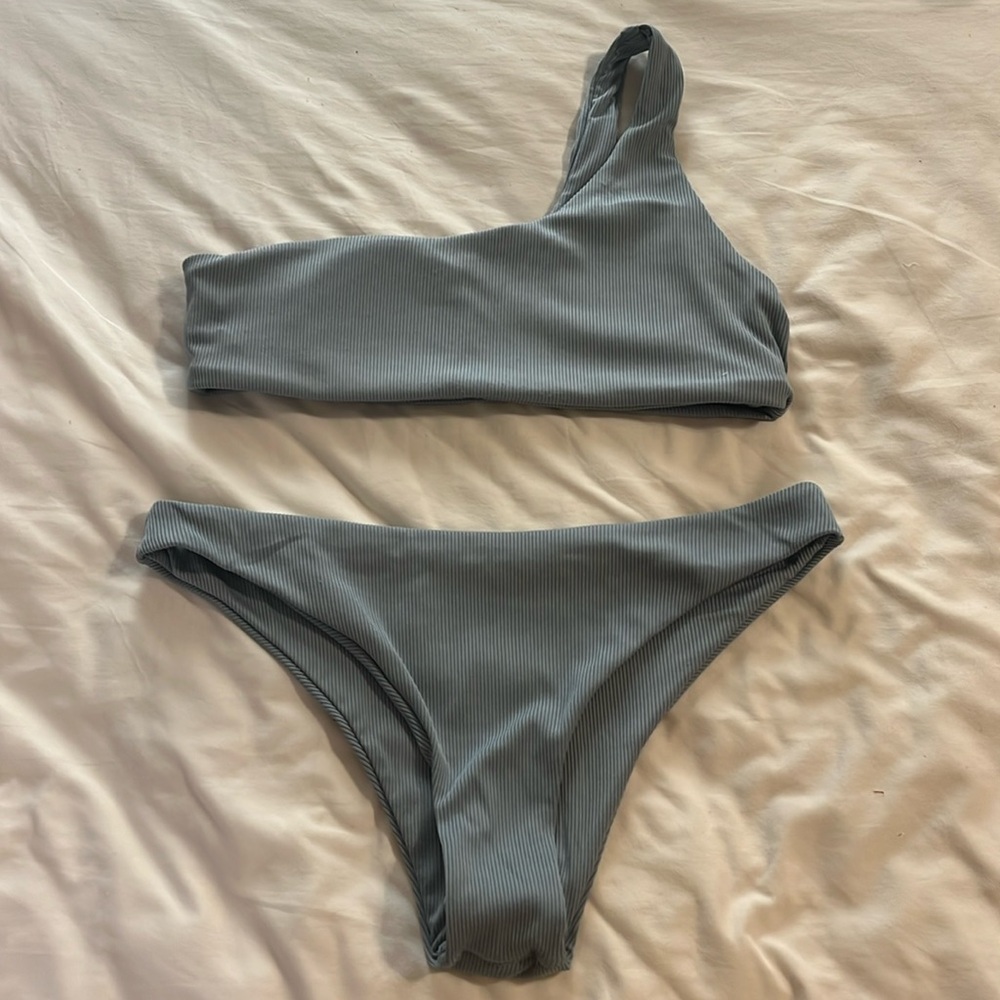 Dusty blue ribbed one shoulder bikini